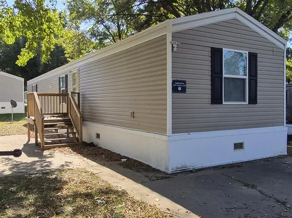 1042 E Morton Ave, Jacksonville, IL