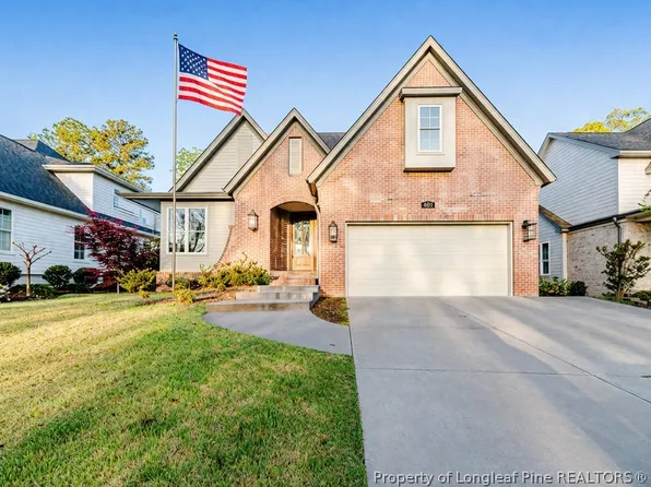 401 Bridgewater Dr, Sanford, NC 27330