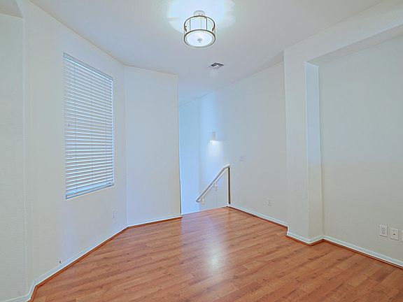 3rd image of 15221 N Clubgate Dr Unit 2038