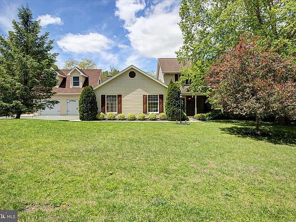 2nd image of 11459 Valleywood Dr