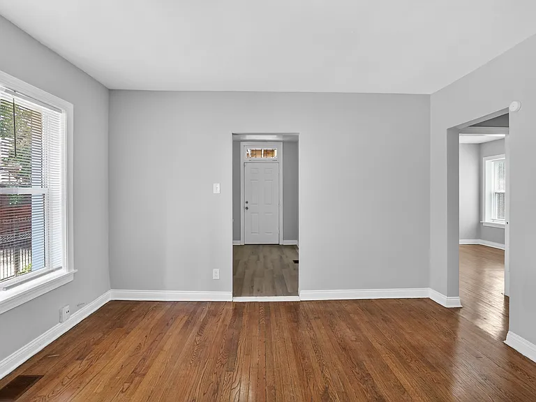 7847 S Bennett Ave #1 — Photo 13