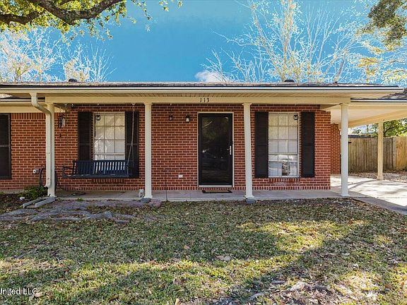 2nd image of 113 Colmer Cir
