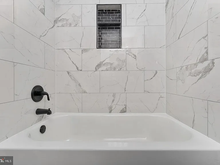 14843 Emberdale Dr — Photo 19