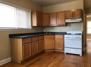2960 S 10th St UNIT 2, Milwaukee, WI 53215