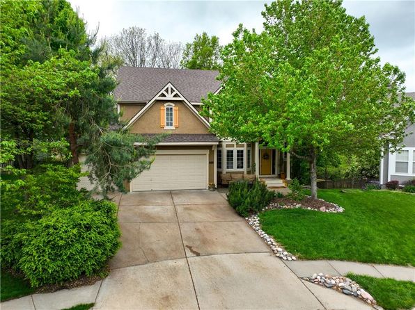 1915 NW 58th Ct, Kansas City, MO 64151