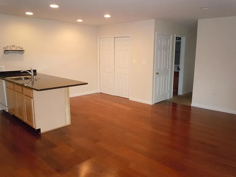 9311 Woodlea Ct #9311 — Photo 5