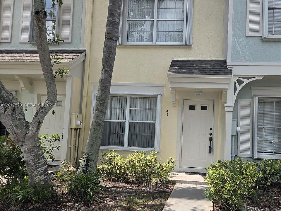 1st image of 47 Simonton Cir