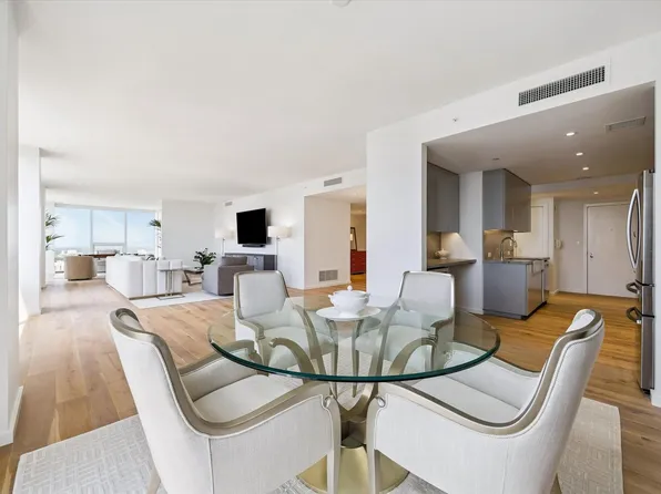 5110 San Felipe St Unit 314W, Houston, TX 77056