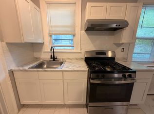 180 Goffe Ter #2A, New Haven, CT 06511