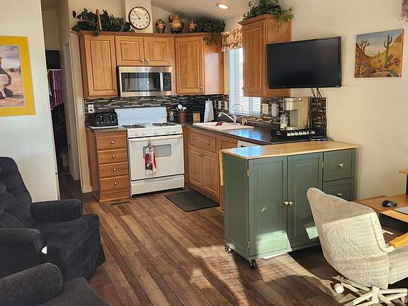 2nd image of 10442 N Frontage Rd #81