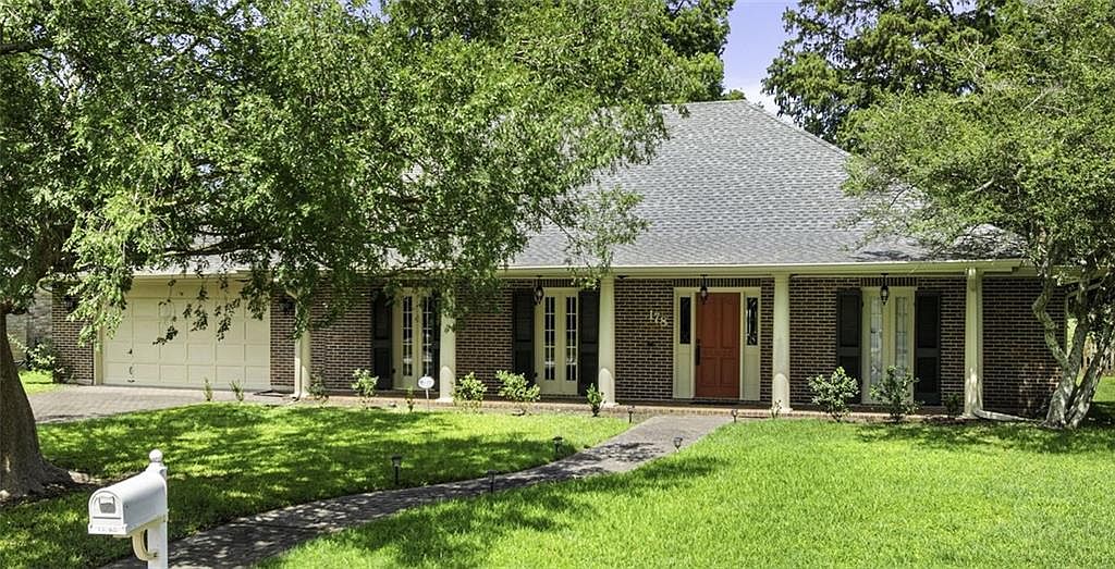 178 Chateau Latour Dr