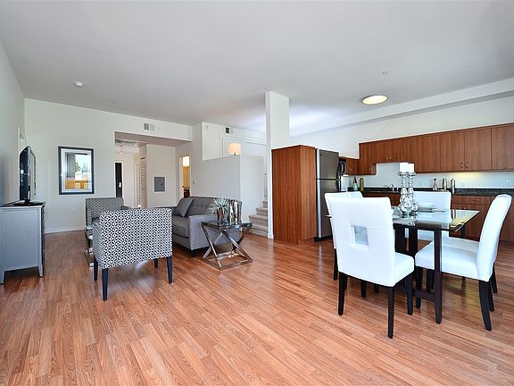3rd image of 889 Date St Unit 248