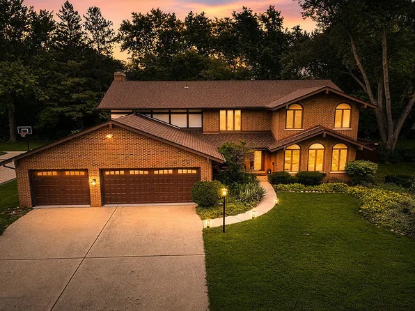 1355 Carol Ln, Deerfield, IL 60015