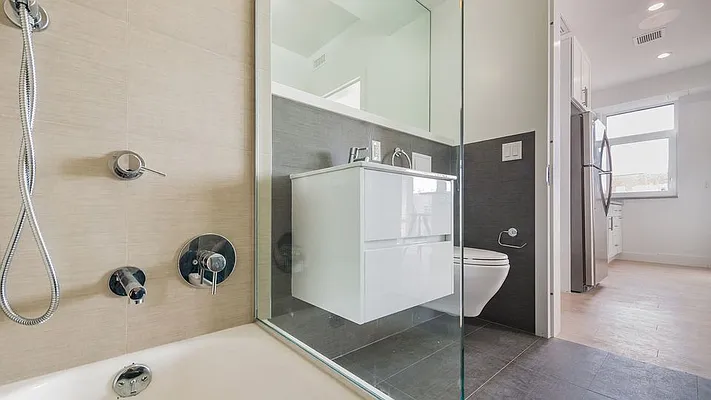 Rented by Nooklyn NYC LLC | media 13