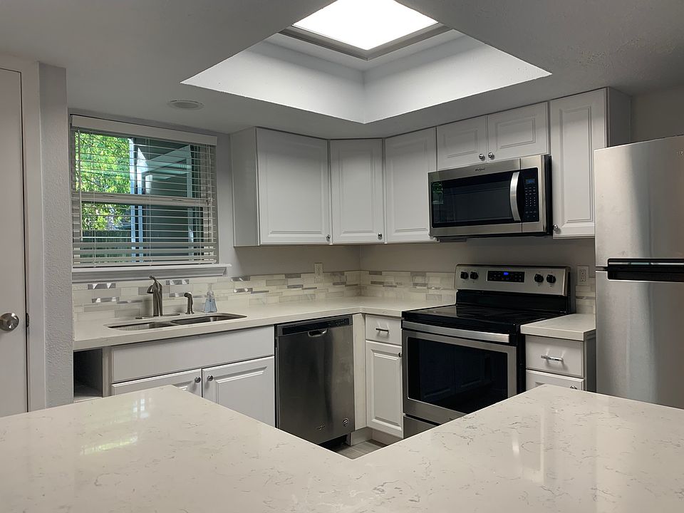 1st image of 14911 Wunderlich Dr APT 301