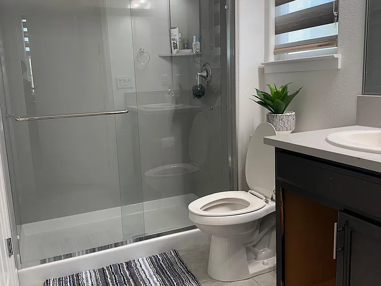 144 W Nasergholi Ave — Photo 8