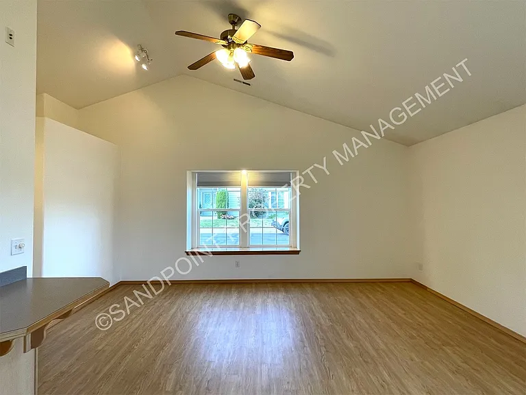 1901 Arbor Way — Photo 7