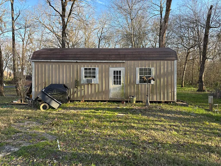 114 Sean Ct — Photo 16