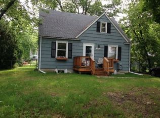 2881 Elmwood Ave, Ann Arbor, MI 48104