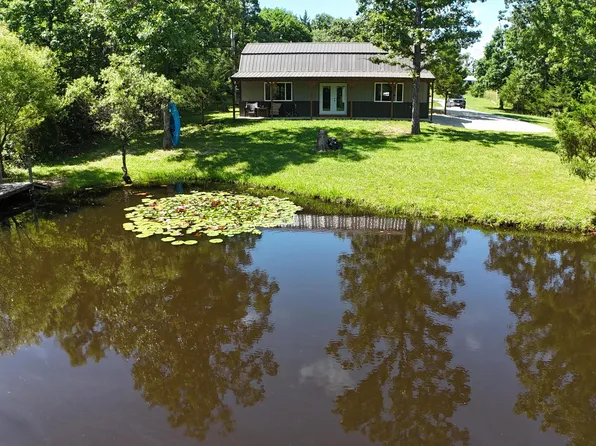 37 Middle Earth Trail, Louisburg, MO 65685