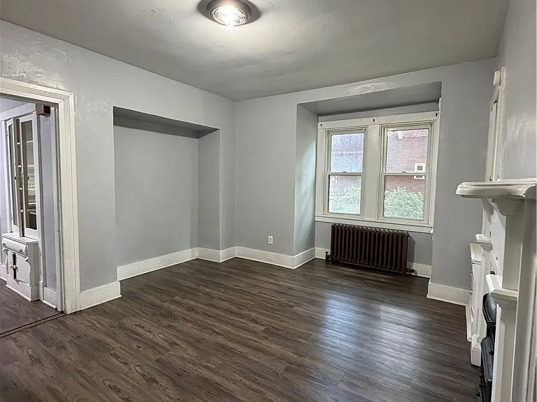 11 Maplewood Ave — Photo 16