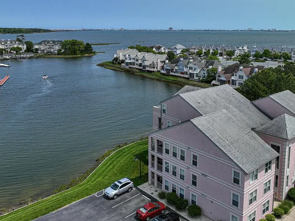 7710 Yacht Club Dr #314, Berlin, MD 21811