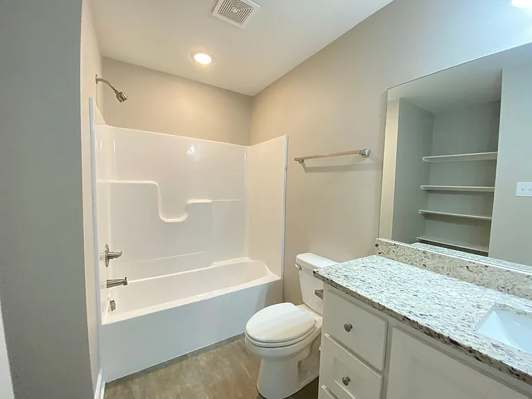 103 Redbud Ct — Photo 14