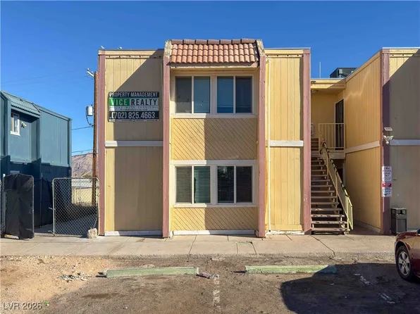 25 Gold Bar Ct #A, Las Vegas, NV 89110