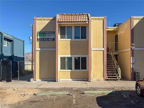 25 Gold Bar Ct #A Photo 1