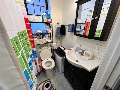 5th image of 56 Queensberry St APT 13