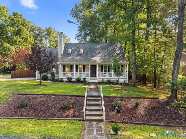 8212 Stone River Ct, North Chesterfield, VA 23235