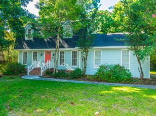 991 Harbortowne Rd, Charleston, SC 29412