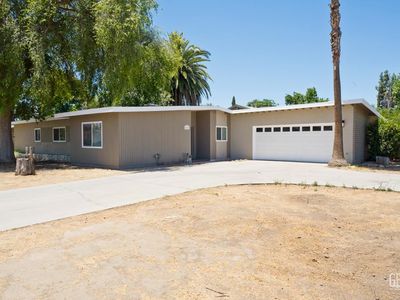 4001 Rinker Way, Bakersfield, CA, 93309