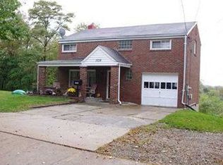 1028 Woodlow St, Pittsburgh, PA 15205