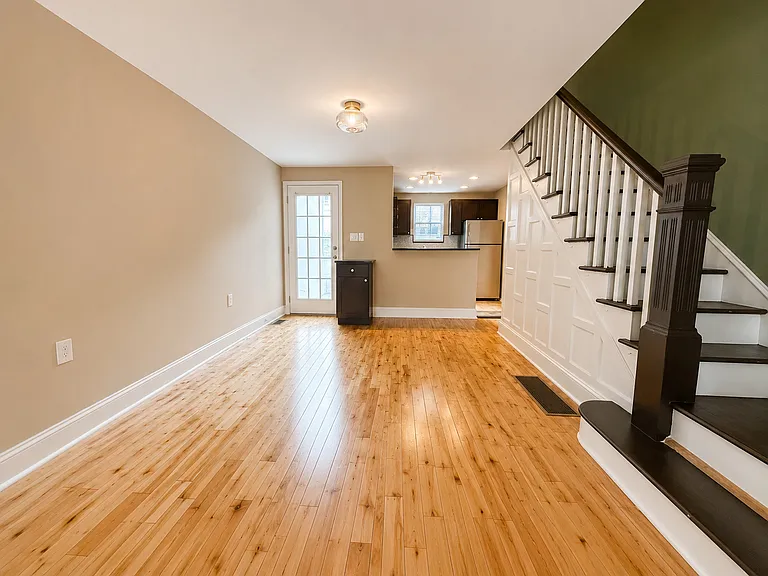 1629 S Jessup St — Photo 7