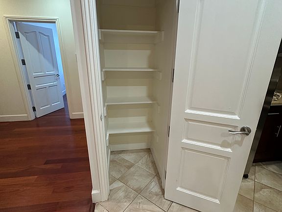 2nd image of 105 Duboce Ave