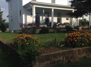 108 N 4th St, Shenandoah, VA 22849