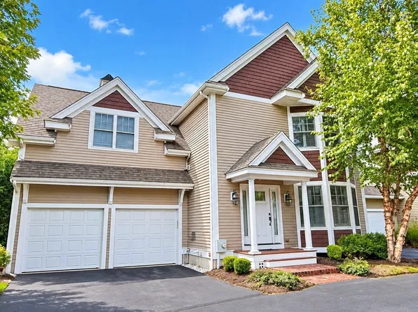 1 Thurston Pl #1, Medfield, MA 02052