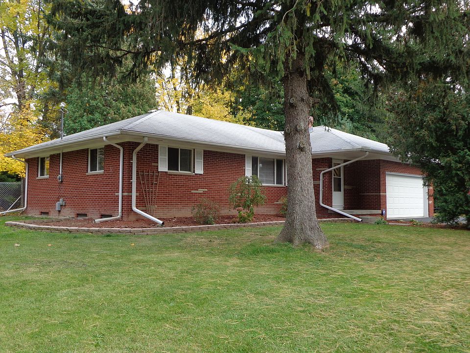 Hilltop Scenic Front View
