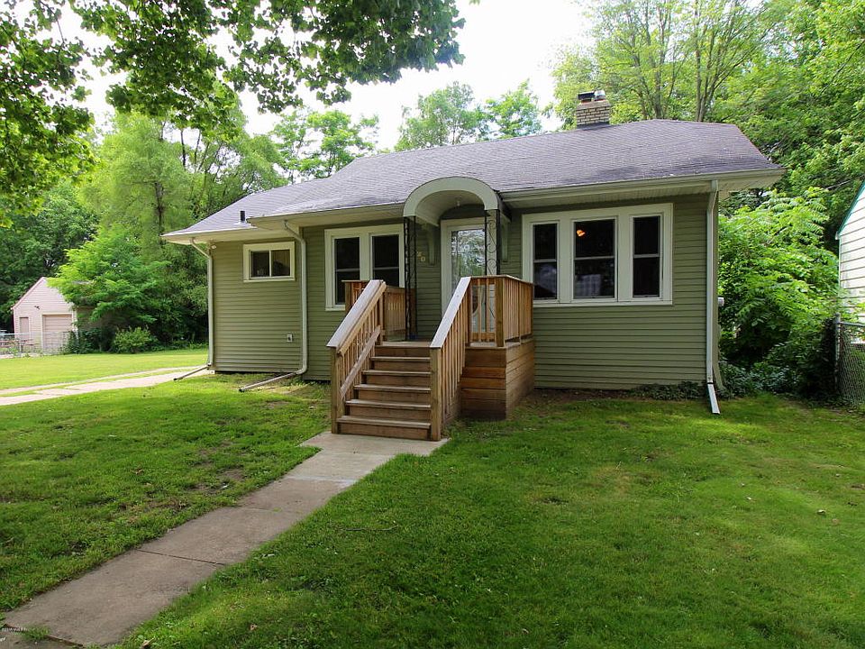 1st image of 420 Pleasantview Dr