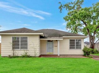 1343 Gardenia Dr, Houston, TX 77018