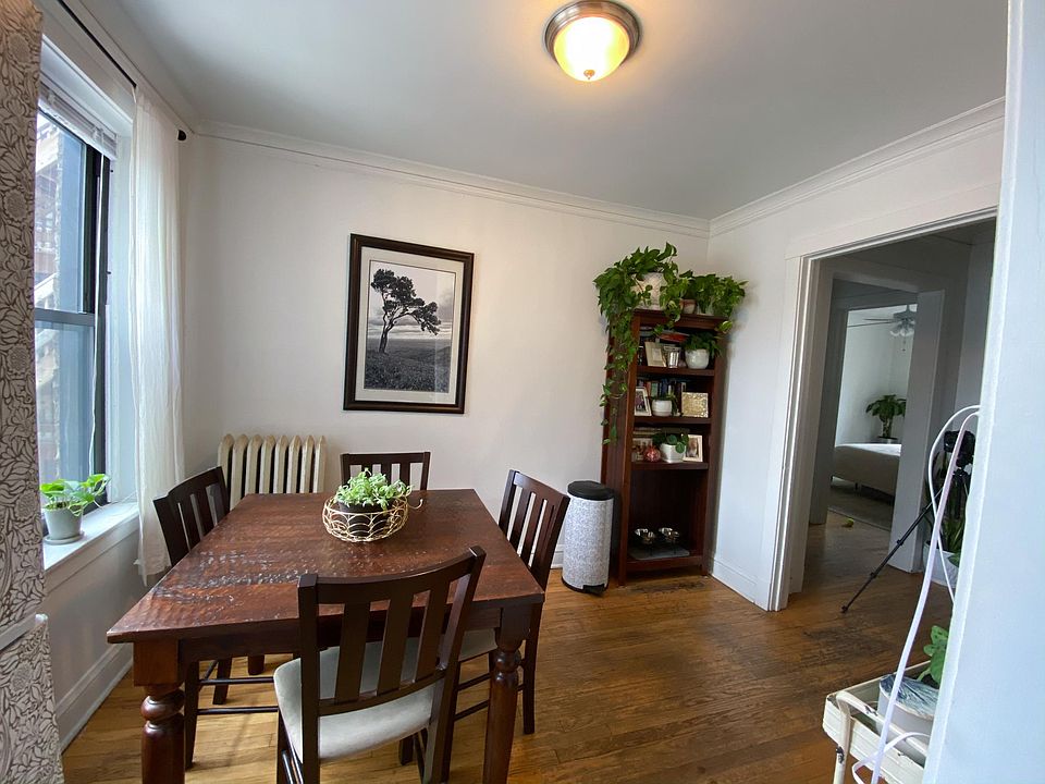 1st image of 3549 N Janssen Ave APT 1