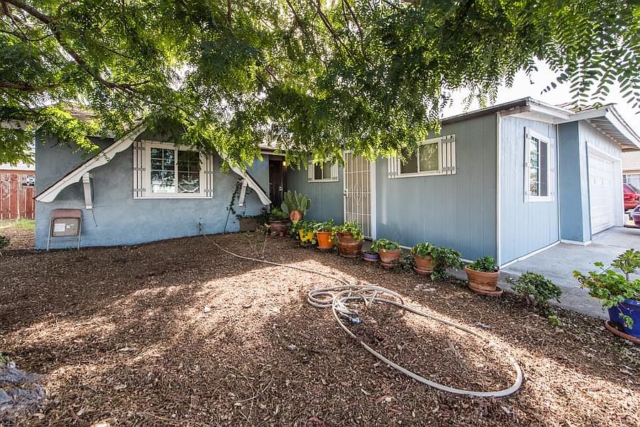 1st image of 7581 Dunwood Way