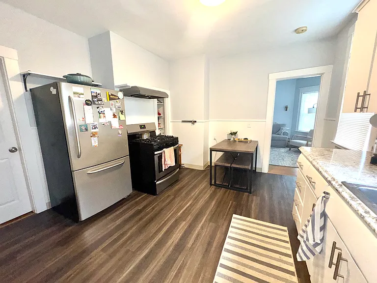12 Curtis St #1 — Photo 2