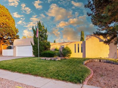 9208 Galaxia Way NE, Albuquerque, NM, 87111