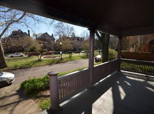 458 Vermont Pl, Columbus, OH 43201