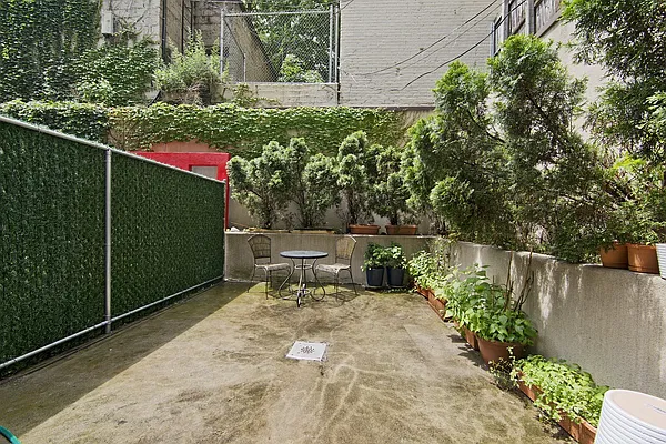 Rented by Nest Seekers International | media 6