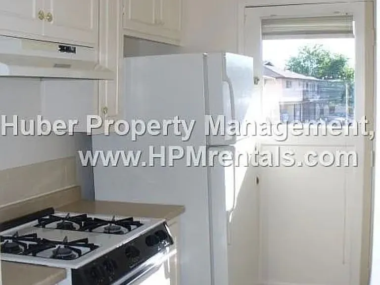 3585 Sapphire Dr #4 — Photo 5