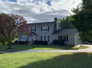 166 Little Philadelphia Rd, Washington, NJ 07882