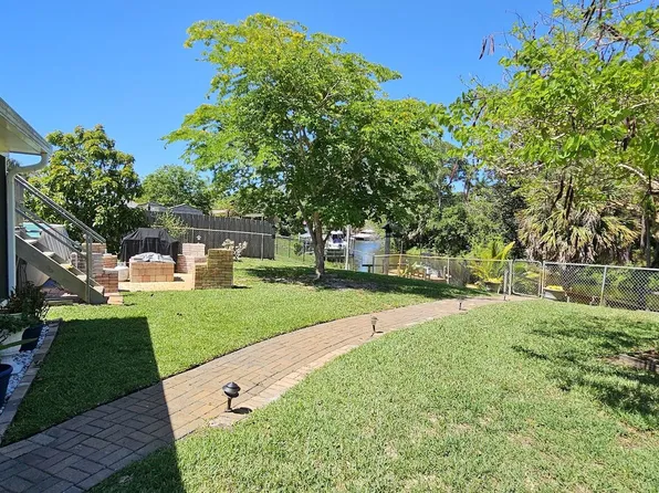 453 NE Midvale Street, Port St Lucie, FL 34983